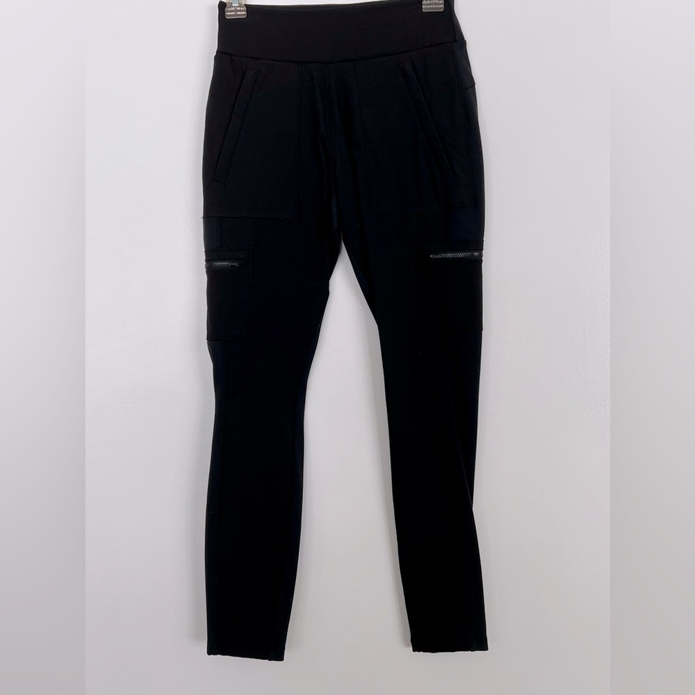 Athleta headlands hybrid cargo tight